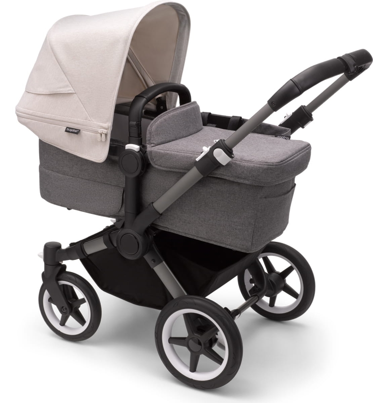 misty-white-donkey5-mono-gra-bassinet-gm-canopy-misty-white.jpg