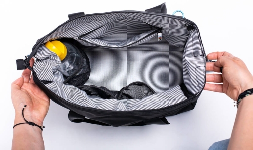 x-rollbag_interior_1.jpg