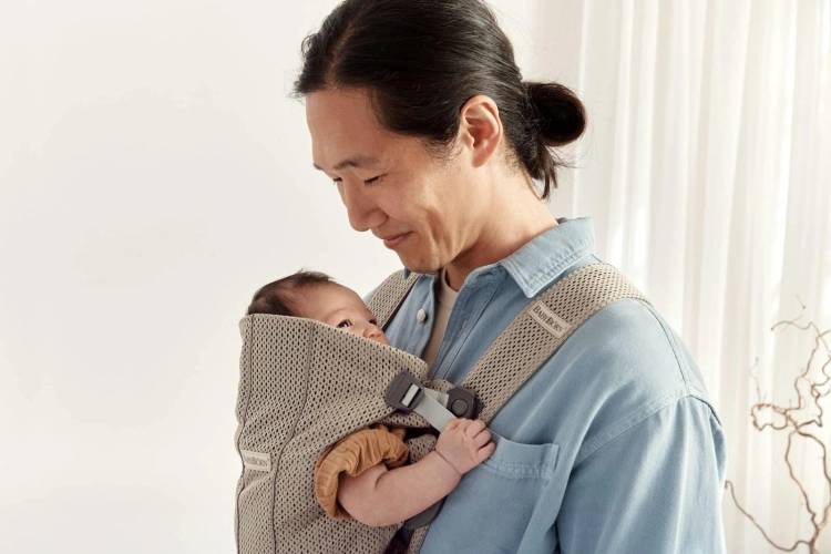 BabyBjorn Baby Carrier Mini Cotton – małe nosidełko dla noworodka | Grey Beige