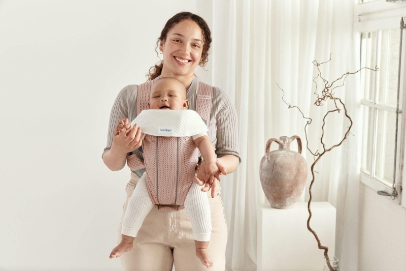 BabyBjorn Baby Carrier Mini Cotton – małe nosidełko dla noworodka | Zgaszony Róż