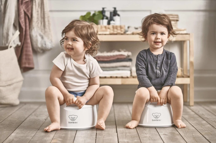 Baby Bjorn - nocnik dziecięcy Smart | Biały
