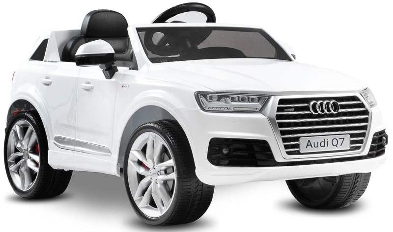 AudiQ7_white_06.jpg