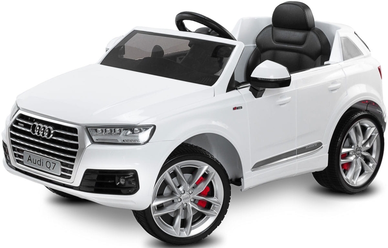 AudiQ7_white_01.jpg