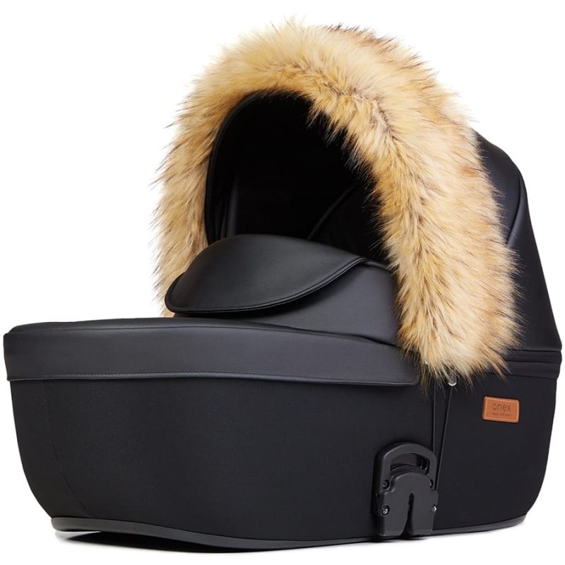 anex_acc_furhood_1.jpg