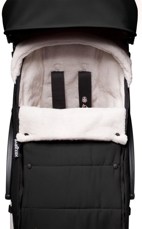 Babyzen-Yoyo-2-Footmuff-Black5.jpg