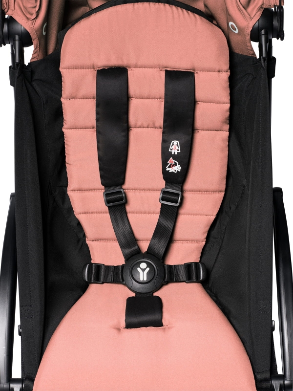 Babyzen-Yoyo-2-Ginger-Black-Frame4.jpg