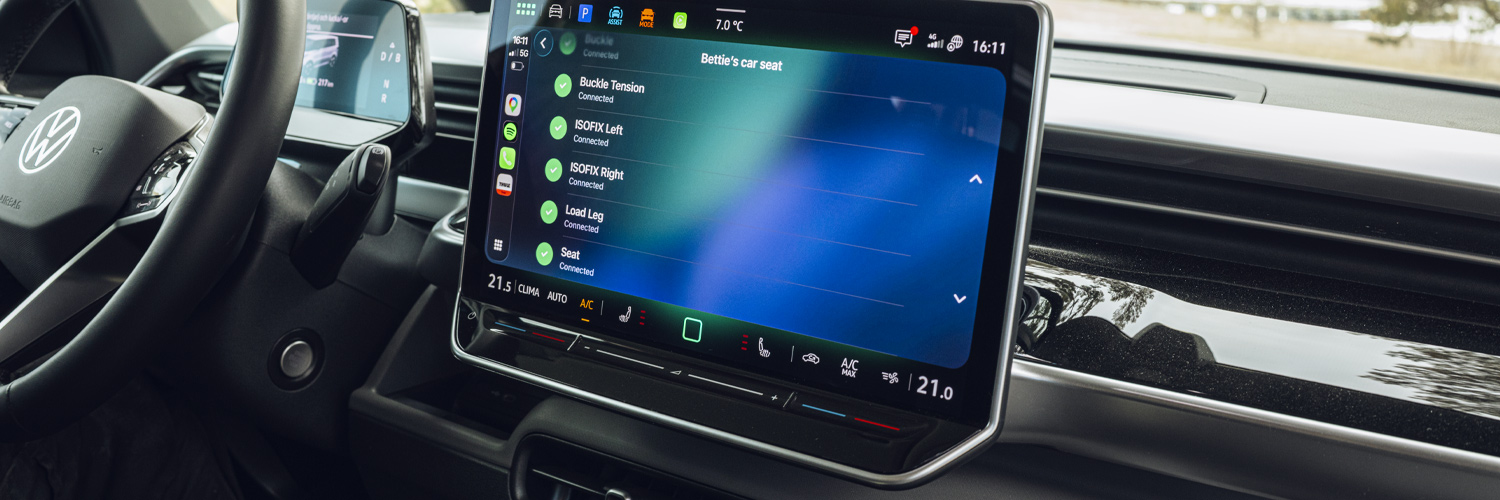 Fotelik samochodowy Thule kompatybilny z aplikacją mobilną