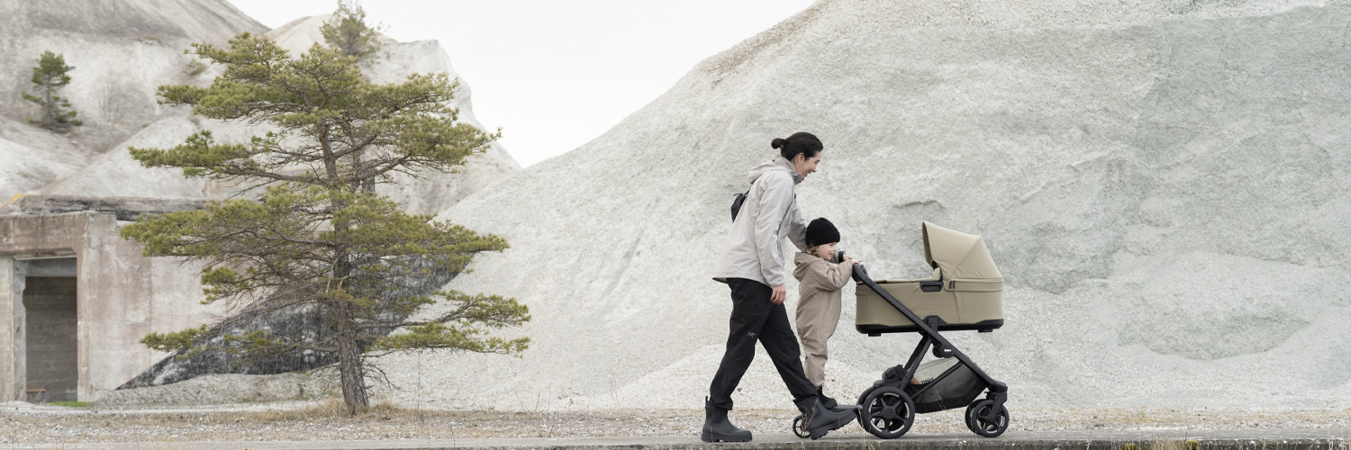 Thule Charm wozek dzieciecy 2w1 zdjecie na zywo kolor khaki